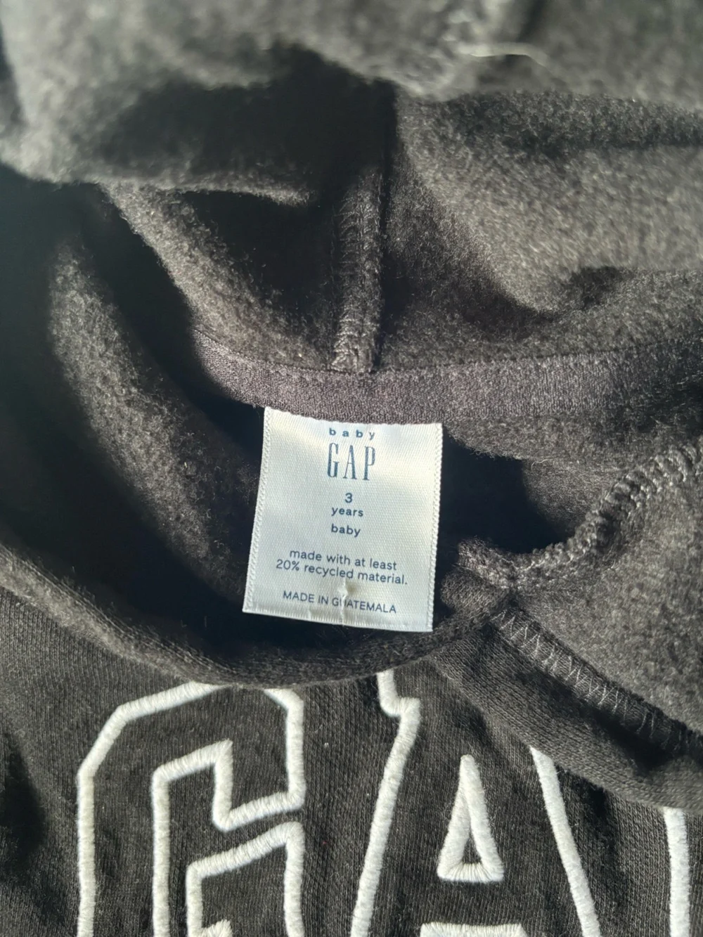 GAP Black Sweatshirt with White Tag Detail